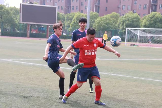 意甲-莫拉塔处子球奥卡福尔破门 AC米兰2-2都灵
